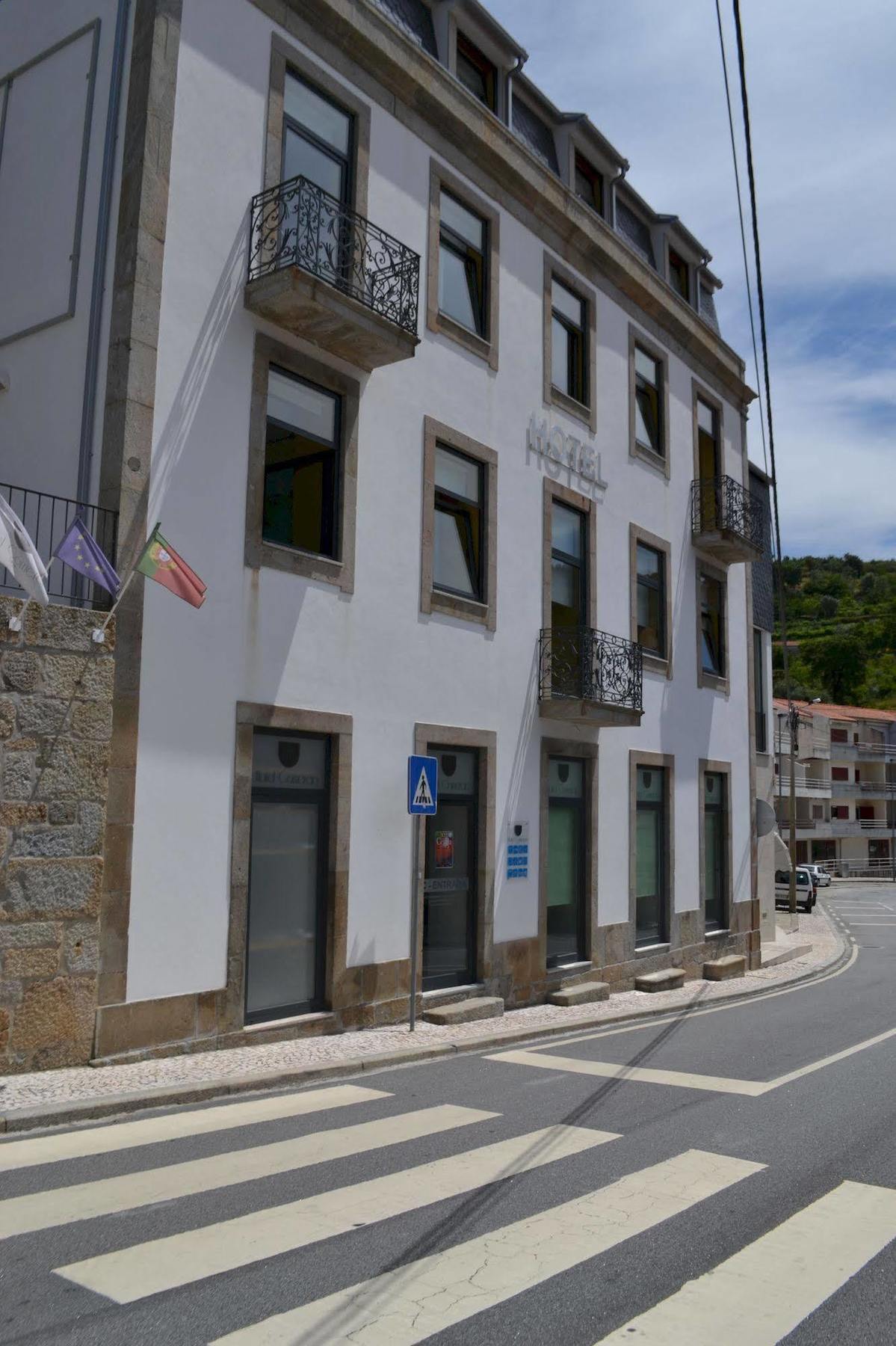Hotel Comercio Resende Exteriör bild